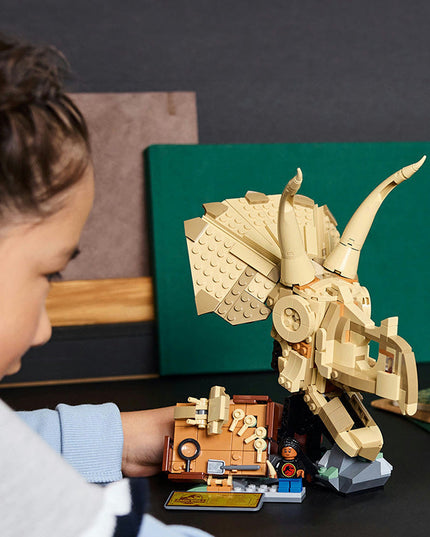LEGO® Jurassic World Dinosaur Fossils: Triceratops Skull 76969
