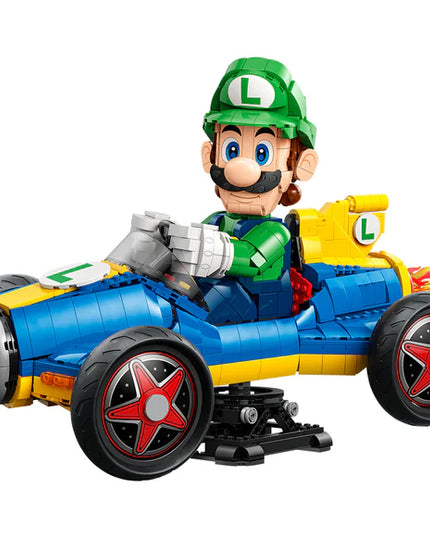 LEGO® Super Mario™: Mario Kart™ – Luigi & Mach 8, Collectible Model 72050