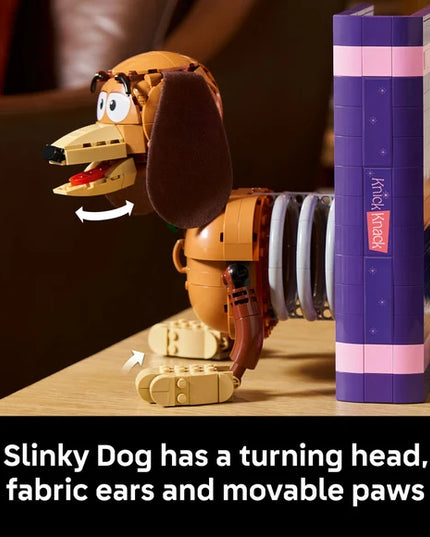 LEGO® ǀ Disney and Pixar Toy Story Slinky Dog Bookends 43301